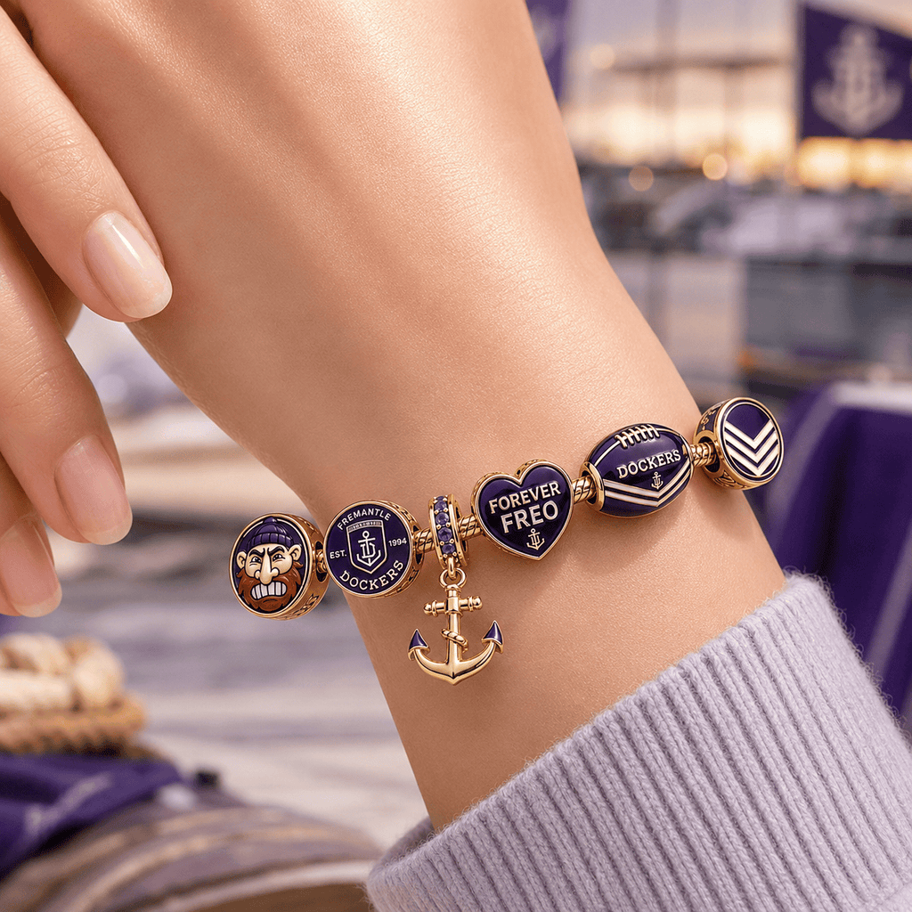 FRMT Gold Charm Bracelet Set VTH