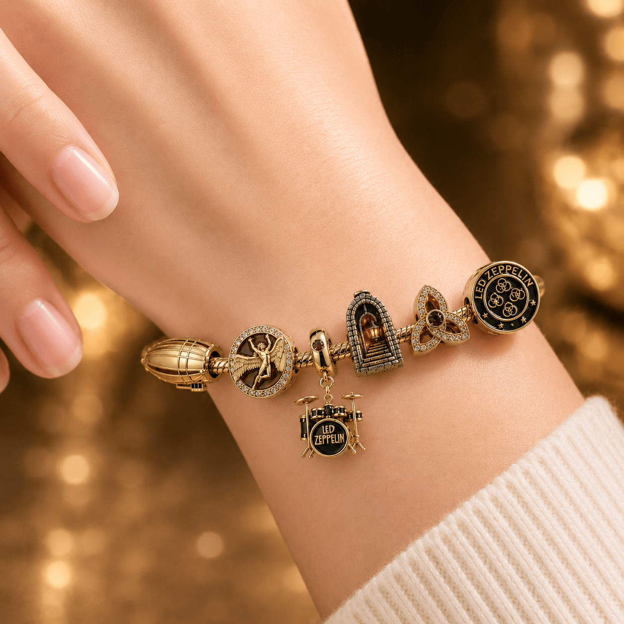 LZPL Gold Charm Bracelet Set BMD